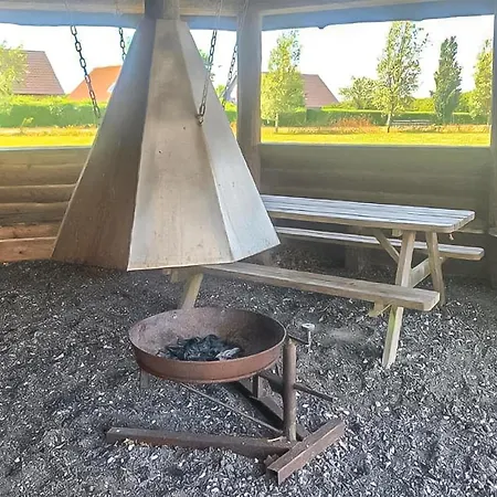 Ferienhaus Lovely In *